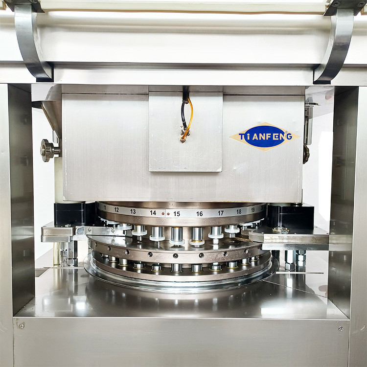 D Tooling Automatic Rotary Pill Tablet Press Machine With PLC Touch Screen 7.5KW