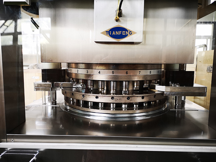 ZPG43 Custom B Tooling Pill Tablet Press Machine 150000 Pcs / Hour 5.5 KW
