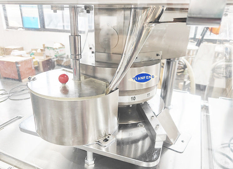 Manual / Automatic Operation Mode Rotary Tablet Press Machine For Pharmaceutical Industry 10000-42000 Pcs/hour Capacity