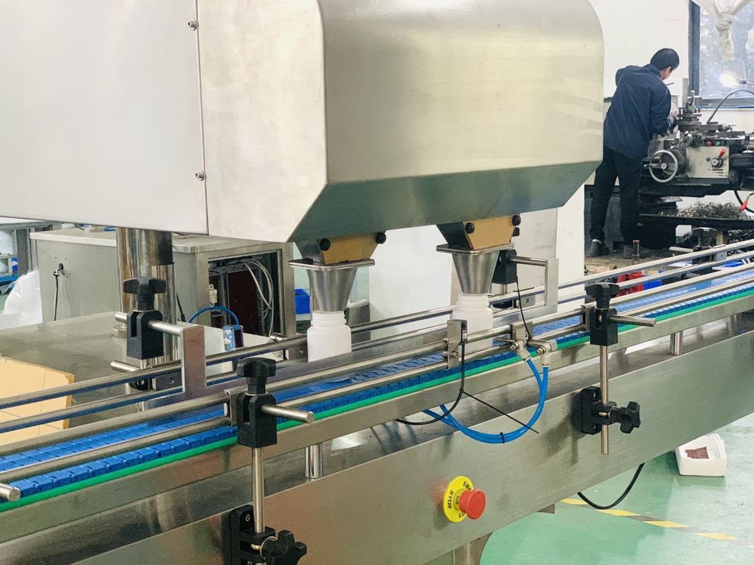 Capacity Counting And Filling Machine with Capacity 10-120 Bottle/minute Machine Weight kg 320