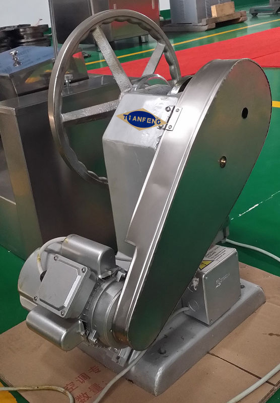 TDP 1.5 1.5 Ton Pressure 4500 Pcs/Hour Single Punch Tablet Press Machine