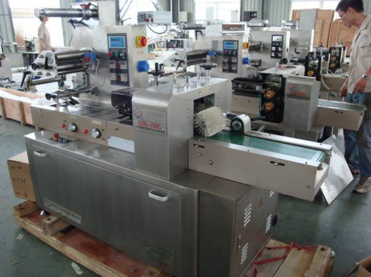 PLC Single Row Pillow Bag Type Tablet Packing Machine